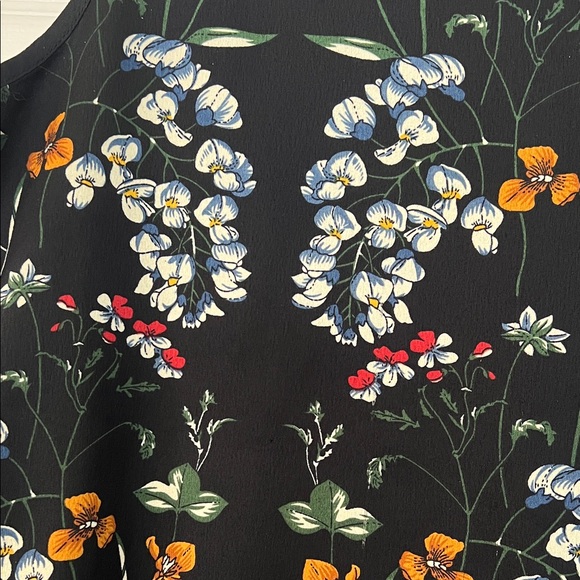 Mario Serrani Black Top with Orange and White Floral Design - Picture 3 of 5